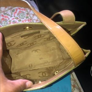 Small Chanel tote